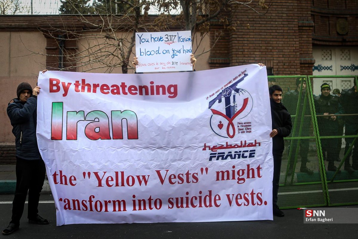 KhosroIsfahani's tweet image. IRGC is now threatening France with mass suicide bombings in response to the EU designating it as a terror organization.

Photo from yesterday's rally outside the French embassy in Tehran, organized by IRGC-controlled Basij militia.
