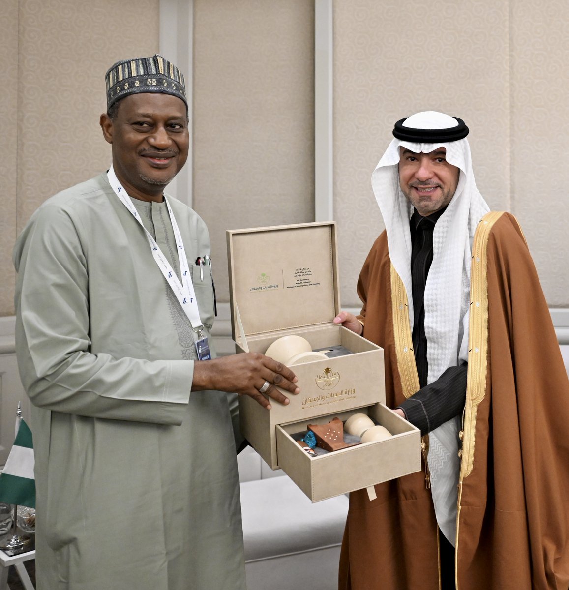 Mark_Chieshe's tweet image. PRESS RELEASE

Nigeria, Saudi Arabia Deepen Housing Development Cooperation at 2026 Real Estate Future Forum

Riyadh, Saudi Arabia, 30 January 2026: As part of Nigeria’s investor engagement on the sidelines of the 2026 Real Estate Future Forum (RFF 2026) in Riyadh, the Honourable