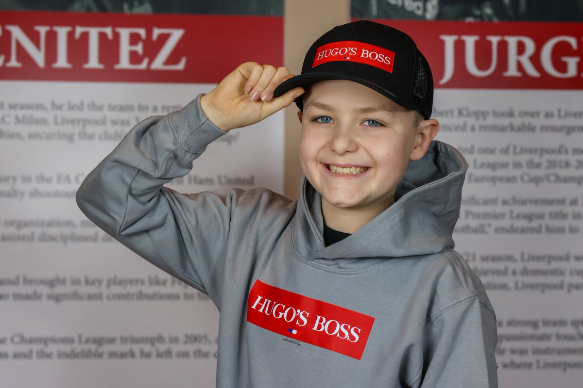 Red and White Top tweet media