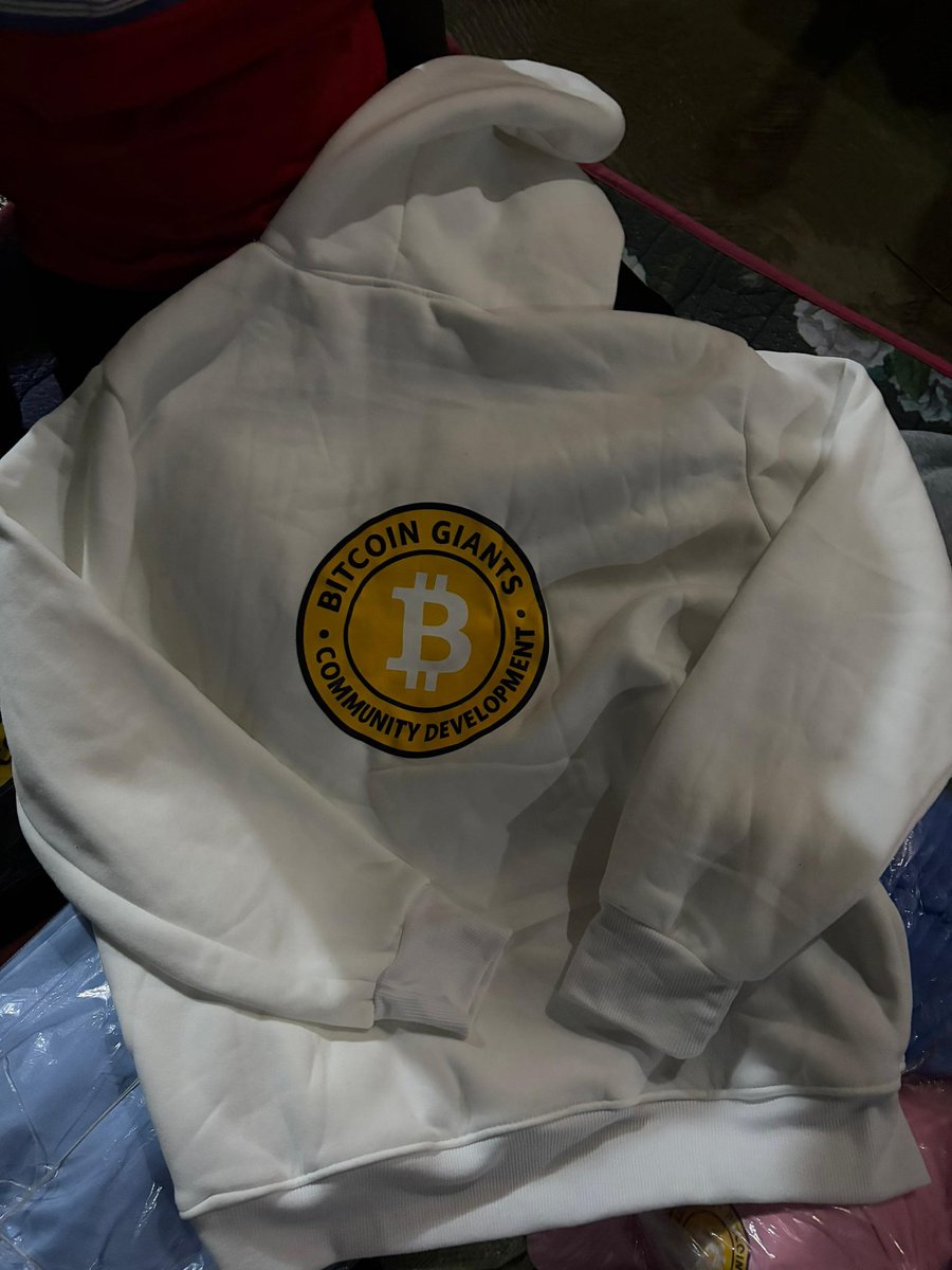 Bitcoin giants, community group tweet media