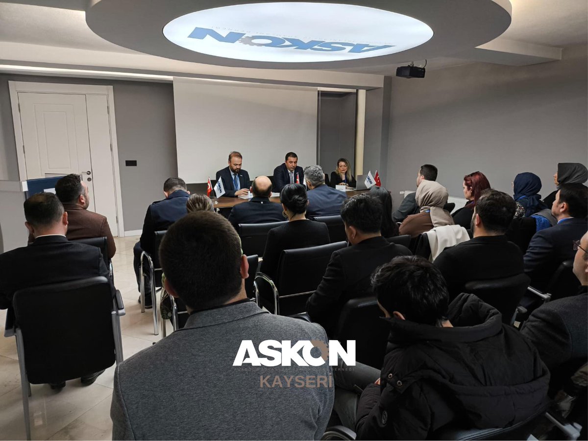 Genel kurulda yapılan seçim neticesinde, tek aday olarak seçime katılan Sayın İlker Barlı başkanlığında oluşan yeni yönetim kurulunun;
derneğimiz, camiamız ve teşkilatımız adına hayırlı olmasını temenni eder, kendilerine başarılar dileriz.