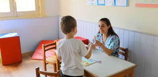 🎓 Tecnicatura en Acompañamiento Terapéutico.

📢 Formación para intervenir en salud mental, educación y ámbito social, trabajando junto a equipos interdisciplinarios y acompañando procesos terapéuticos en la vida cotidiana.

carreras.ucu.edu.uy/programas/ver/…