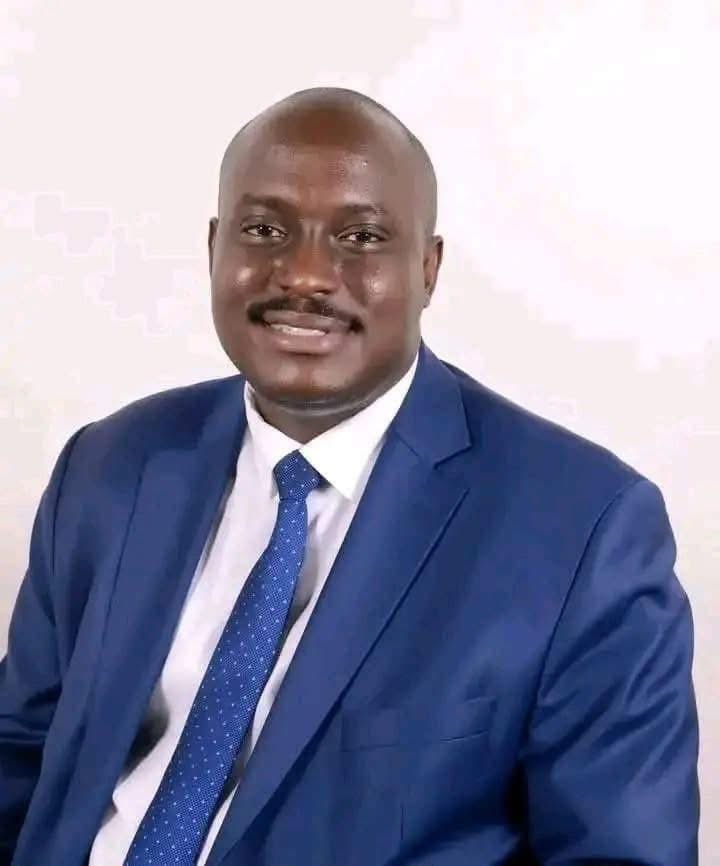 JuliusTrenda's tweet photo. The Chairman of the Patriotic League of Uganda and Chief of Defence Forces, Gen. Muhoozi Kainerugaba, has appointed the Deputy Prime Minister of the Tooro Kingdom and PLU Coordinator for the Tooro Sub-Region, Owek. @HenryBasaliza1  , as a member of the PLU Central Committee. https://t.co/pfSy9YT88f