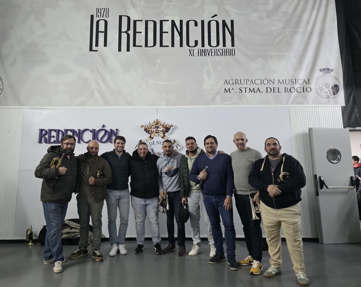 𝐕𝐨𝐥𝐯𝐞𝐫. 𝐑𝐞𝐜𝐨𝐫𝐝𝐚𝐫. 𝐒𝐞𝐧𝐭𝐢𝐫.
Con el corazón en un puño, Paco, dale una última vez.