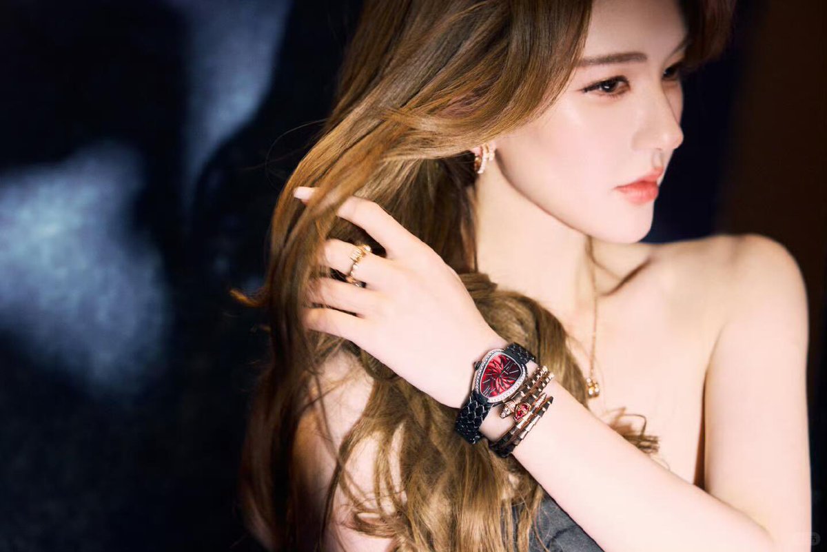 #ZhaoLusi for BVLGARI Private Event | Breaking Records, Wearing History:
 • Event organized exclusively for her. • CEO personally flew to Shanghai for her. • Wore 1 of 188 Bvlgari Limited Edition watches (2026-exclusive). • First Chinese artist to wear a 2026 SS haute