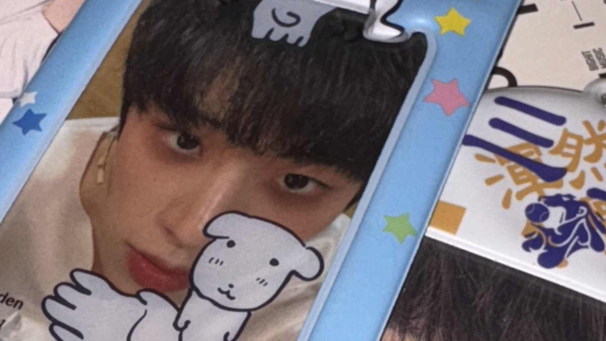 Bco5Hw's tweet photo. #좋은철컹이있으면소개시켜줘 #김성철_트친소 https://t.co/mxwZrOx4op