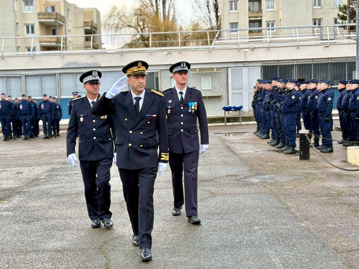 Image de Préfet du Val-d'Oise - 🇫🇷 #Anniversaire | 81 ans d’engagement pour les Compagnies Républicaines de Sécurité.

🔵 Ce matin
