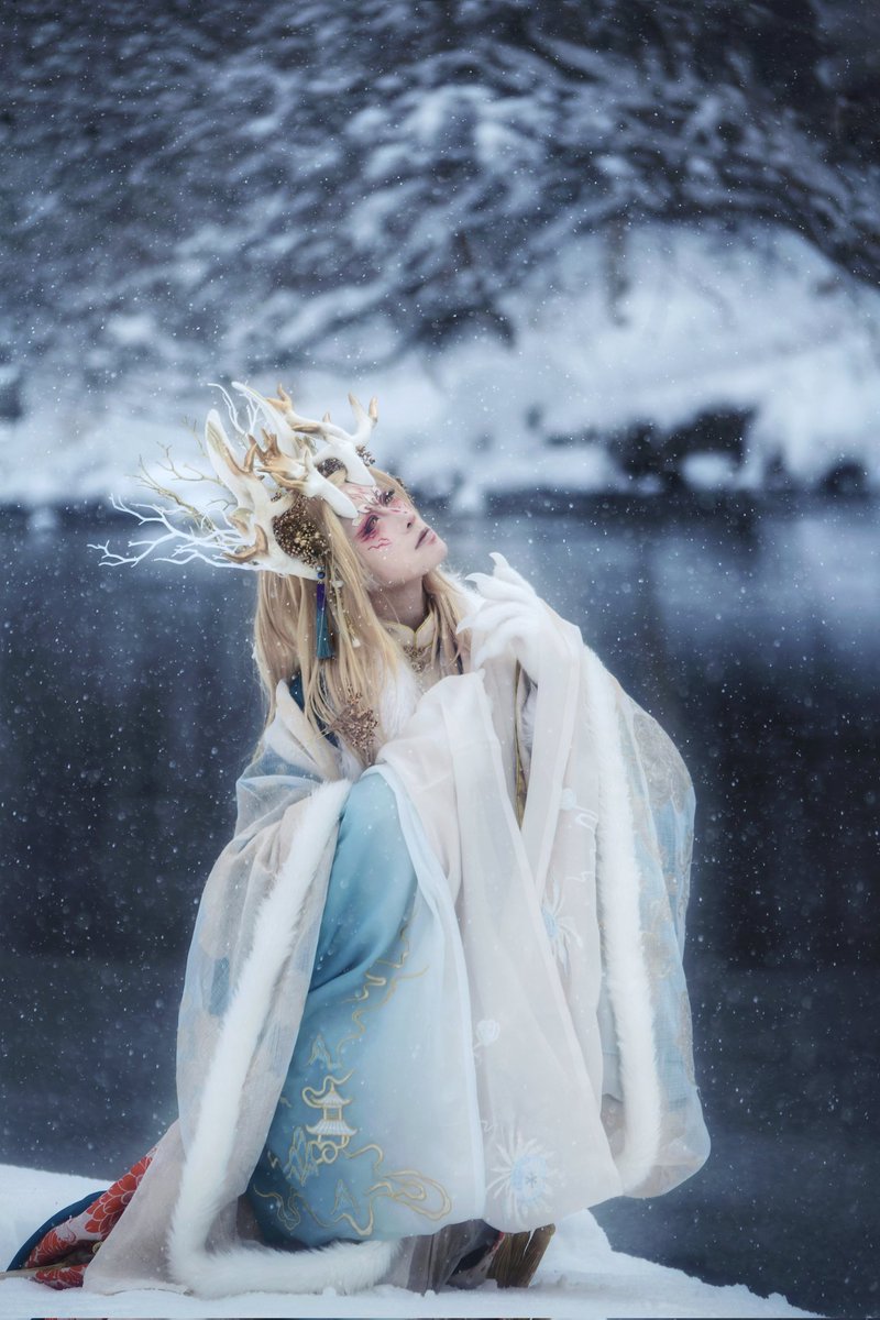 …明日モ…良イ雪ヨ降レ…

original：金色山神
photo：ねむ子 <a href="/tomoyo1015/">ねむ子</a>
#梅吉photo #創作コス #角処夏梅