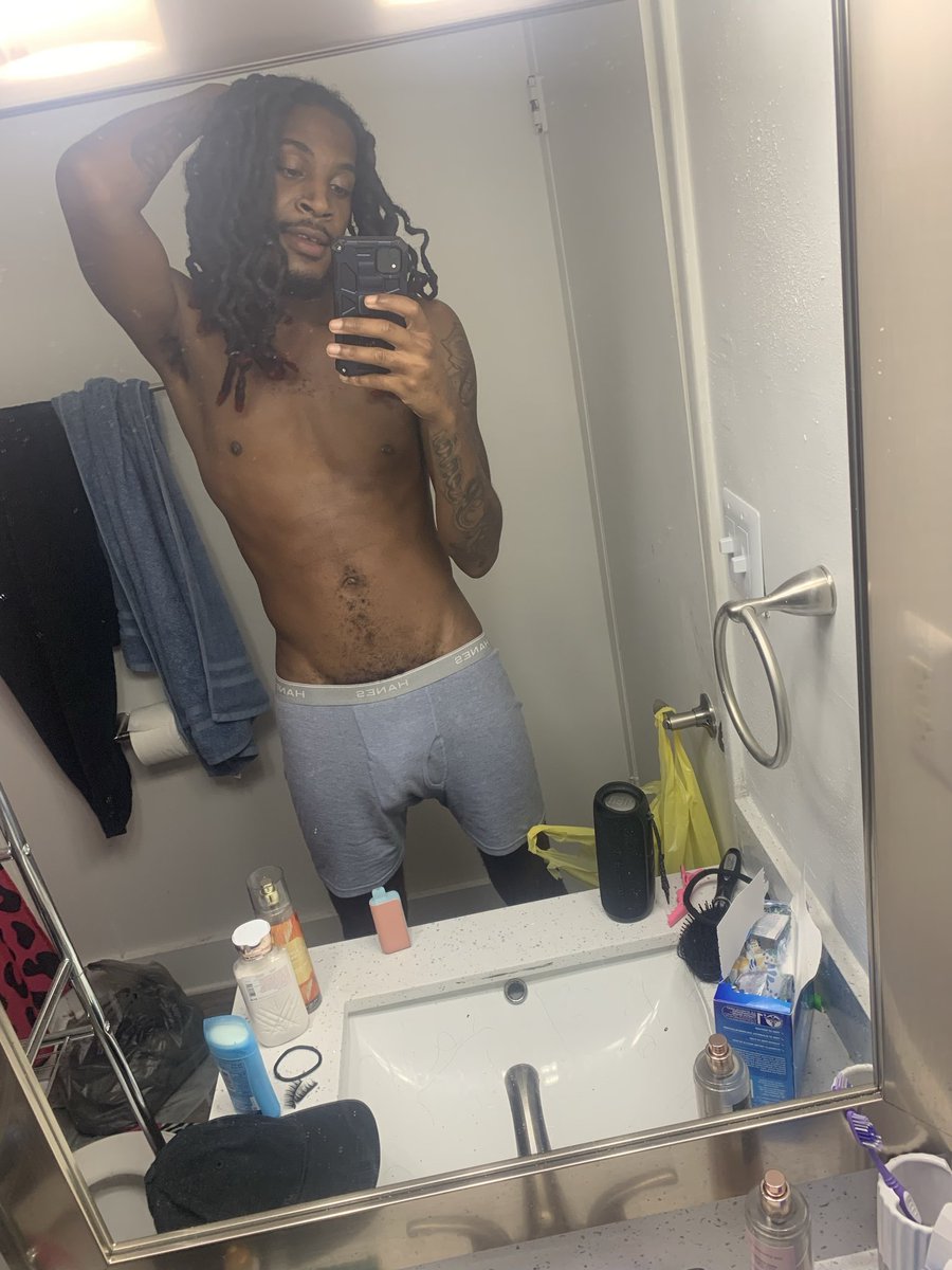 big_trill9's tweet photo. @OnlyFansModelP New upcomer support me https://t.co/ZNCTKZHr4U https://t.co/htJ4c0wm6e