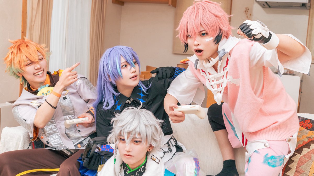 cos にっこり^^バ組❣️