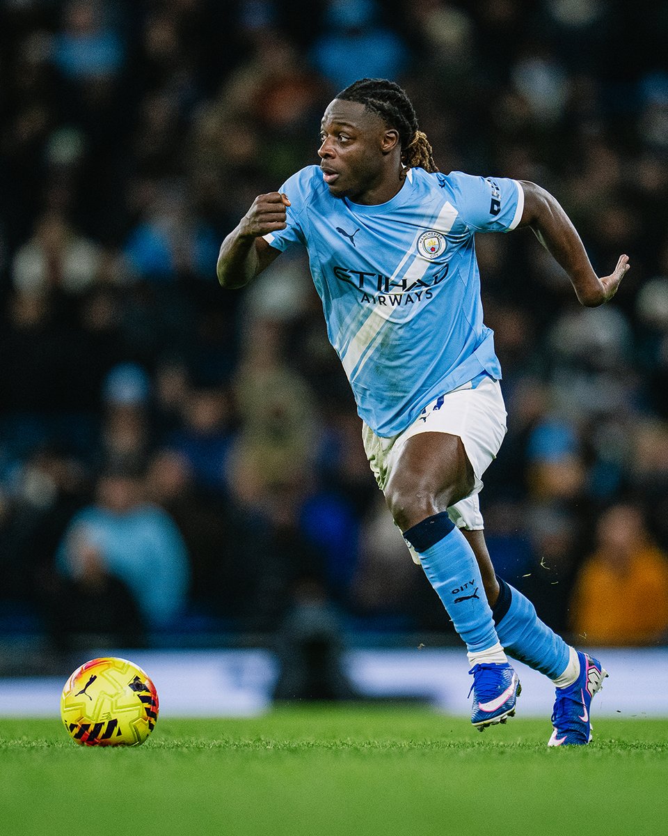 ManCity's tweet image. Lijnders 💬 (On Jeremy Doku’s injury) I have to say first of all on Jeremy, I have to make a big compliment on how he played against a top team. His first assist to Erling was unbelievable.

It’s similar to last injury. Only that time it was lateral, this one is on the centre. It…