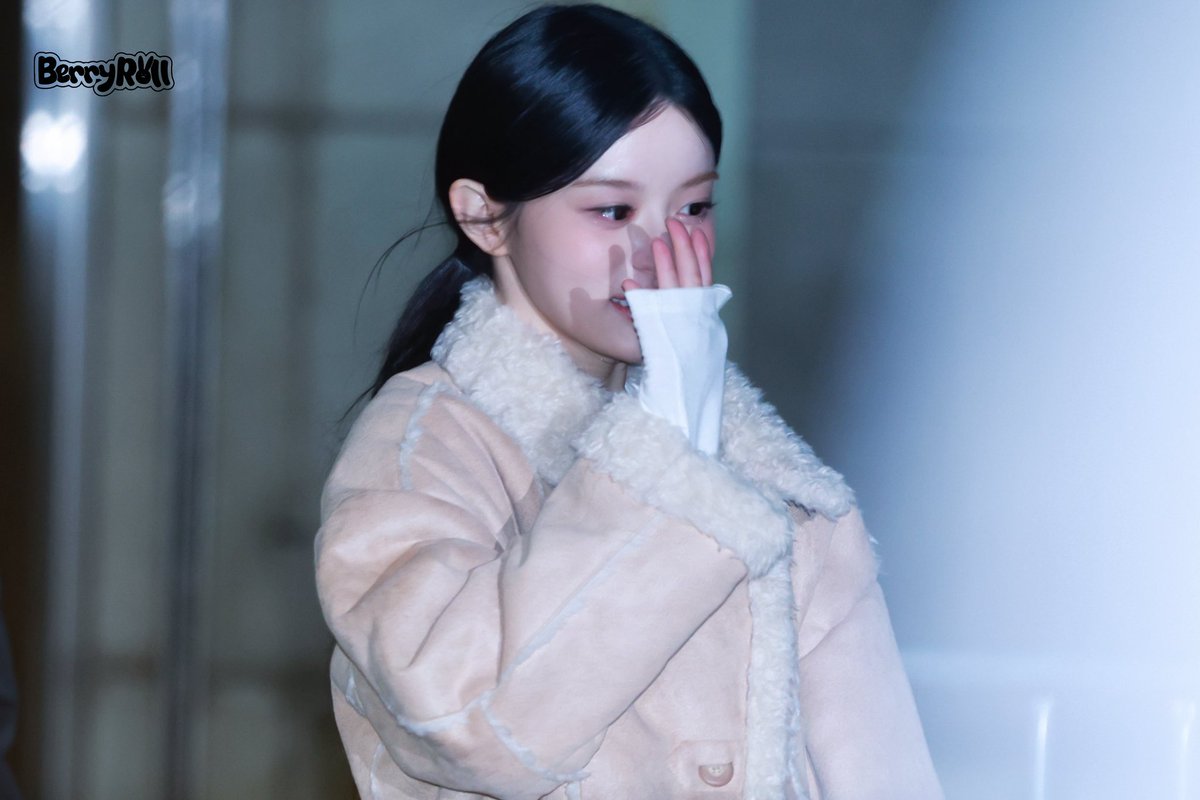 BerryROLL tweet media