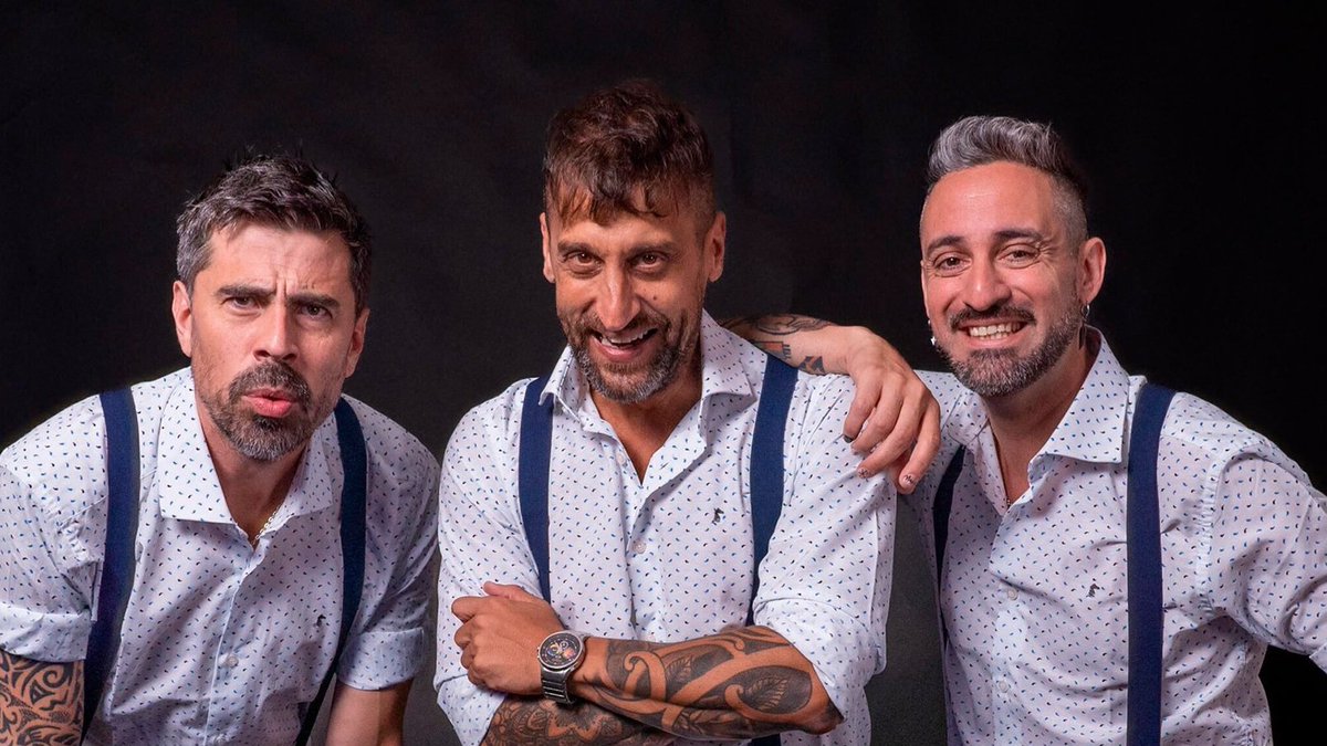 SAN LORENZO: ESTE SÁBADO HABRÁ NOCHE DE FOLCLORE Y HUMOR EN LA PLAZA SAN MARTÍN

 341media.com.ar/index.php?pagi…