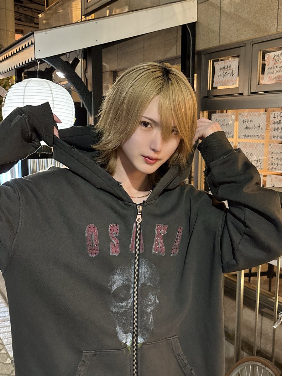 iです。 tweet media