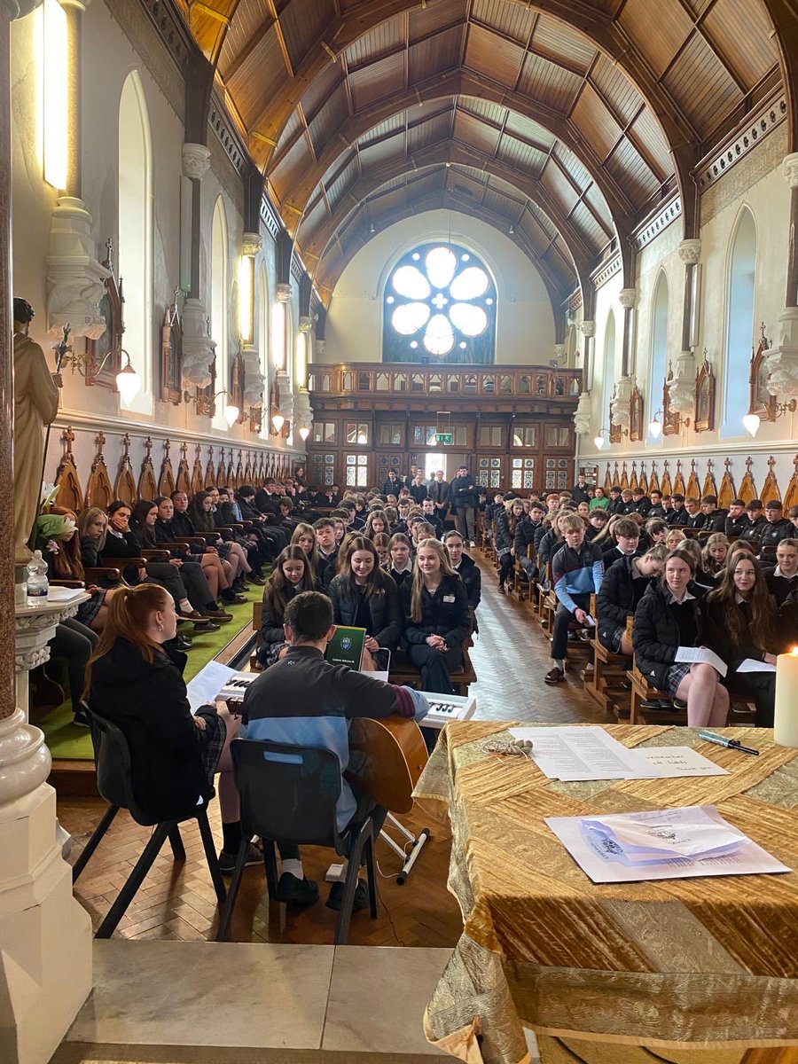 Coláiste Abhainn Rí tweet media