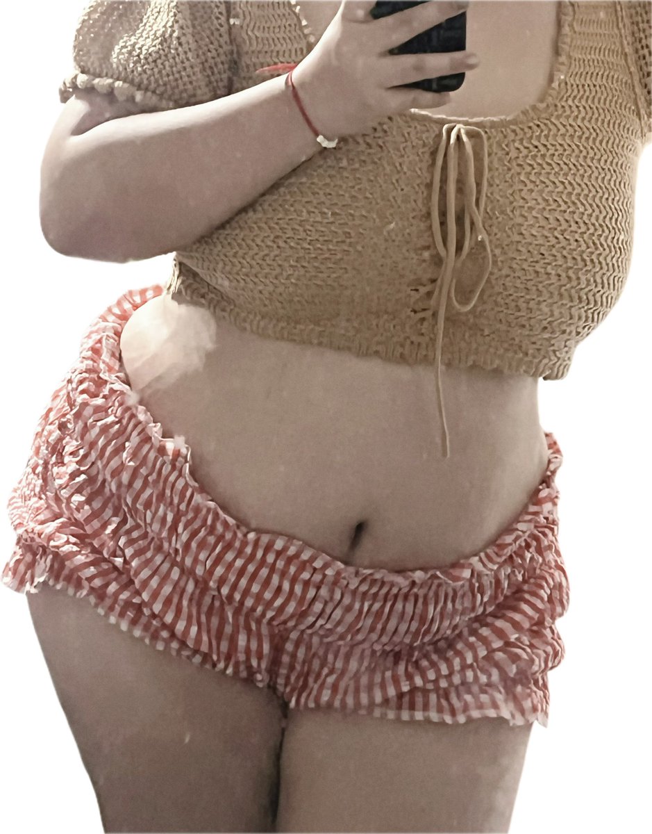 มีเด็กอ้วนเป็นของตัวเองยัง😌
#fwb #bi #wlw