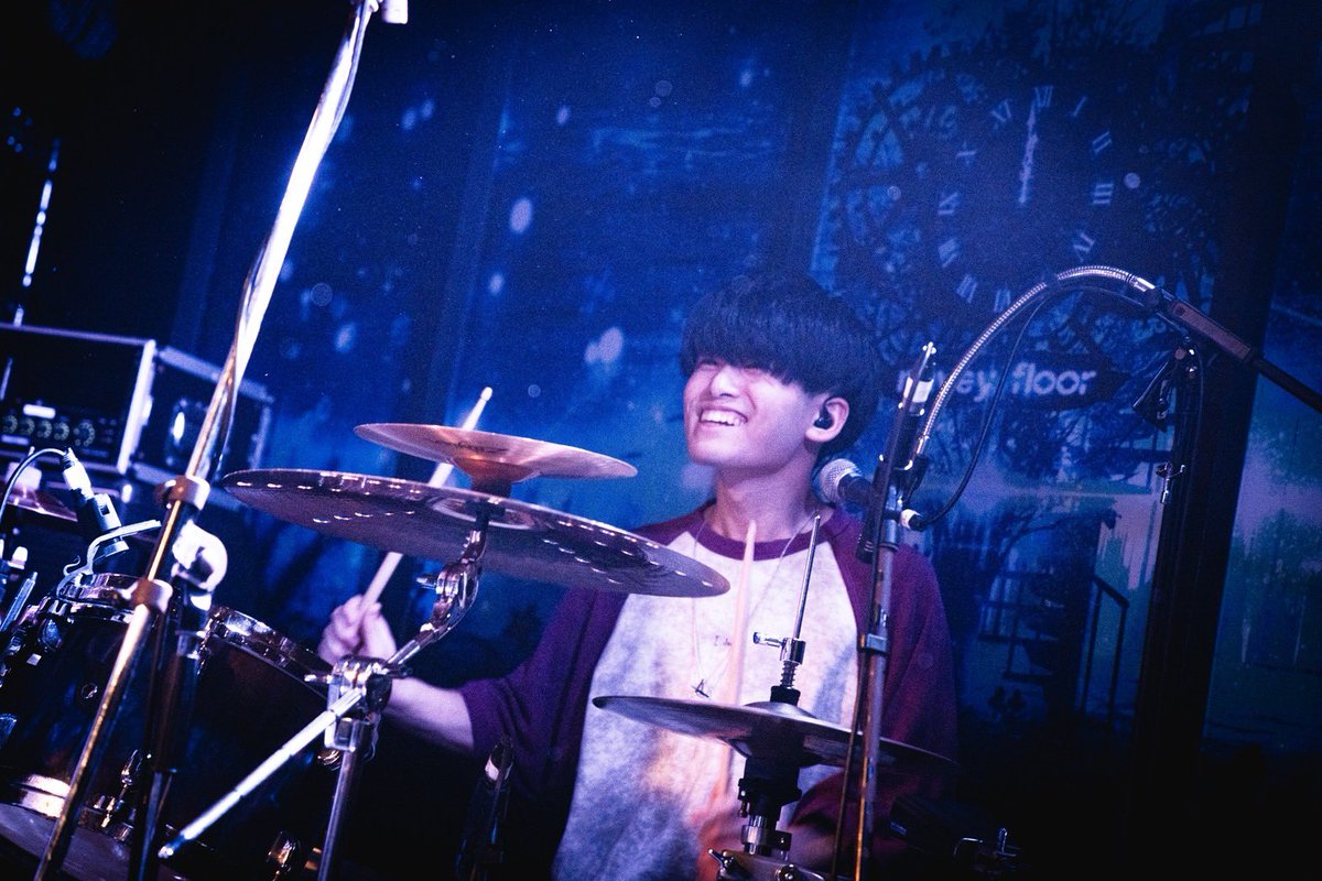 Sheepdogs_info's tweet photo. この日はサポートとして、
全幅の信頼を置く戦友二名を迎えます。

Ba. 上野勝広 (@Katsuhiro15just )
Dr. Naohiro (@Naohiro_drum ) https://t.co/2rjv9xW0ex