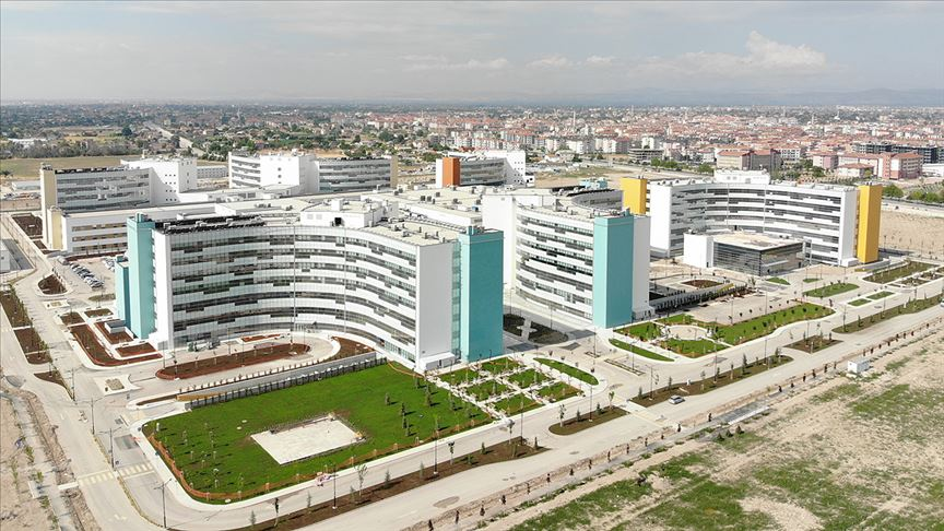 gundemio's tweet photo. 2026–2027 döneminde 9 yeni şehir hastanesi planlanıyor.

▬ Rize Şehir Hastanesi: 800 yatak
▬ Şanlıurfa Şehir Hastanesi: 1.700 yatak
▬ Şırnak Şehir Hastanesi: 500 yatak
▬ Diyarbakır Şehir Hastanesi: 1.000 yatak
▬ Mardin Şehir Hastanesi: 750 yatak
▬ Trabzon Şehir Hastanesi: 900 yatak
▬ Samsun Şehir Hastanesi: 900 yatak
▬ Ordu Şehir Hastanesi: 800 yatak
▬ Sakarya Şehir Hastanesi: 1.000 yatak