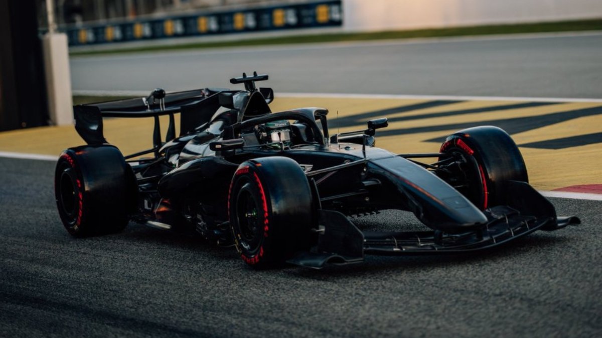 🚨 BREAKING: In December there was talk about that a constructor is reportedly developing an electronic solution for front wing aero control, moving away from hydraulics.  The concept could reduce weight and unlock a performance gain, though the technical challenge is