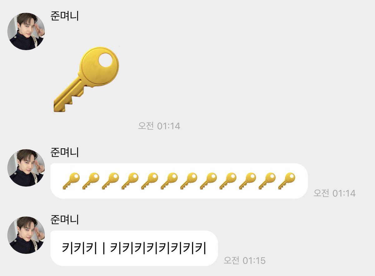 smgae__'s tweet photo. 1. 경수가 지금 준비하고 있다니까 다들 당황
2. 디엠 프로모션 다시 시작
3. 면님의 수상한 열쇠 스포..?
4. 인가 사녹에서 면님 “반응 좋으면 또 모른다”
5. 엑소 숏노블 14페이지 ‘2026년 3월 3일 현재 시각 오후 5시’

난 그냥 이제 리패키지라고 믿을게 https://t.co/5E963vUw4Y