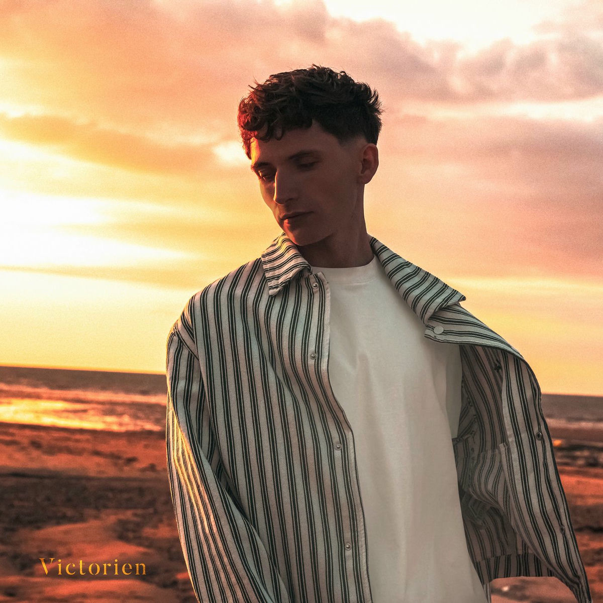 Chez mon grand-père de Victorien a atteint 40,000 streams sur Spotify 🏆