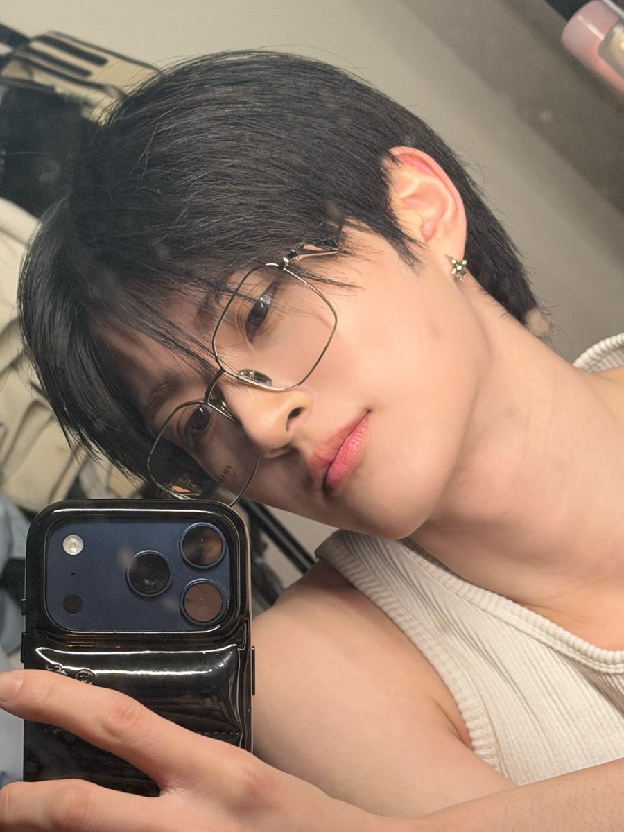 [#리오] 

Goodnight ❤️

#XODIAC #소디엑 #LEO #리오