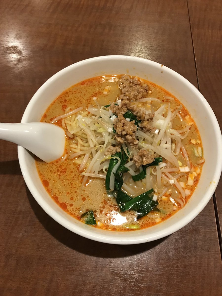 久しぶりに、台湾中華店の坦々麺。