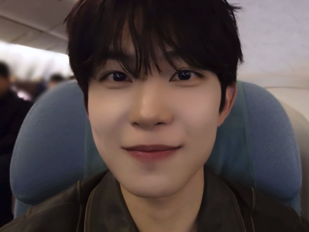 nottenottzz's tweet photo. 대학생 x 일본유학생 건깡

둘이 커플 유튜브 했으면 조켓다
평소엔 방학마다 만나는데 
3주년 맞이해서 강믾 몰래 일본 가는 걶우

눈물의 재회…😭 일본 유학생 남친 몰래 찾아가기 이벤트 | 롱디커플 vlog https://t.co/4DNpKVVvSg