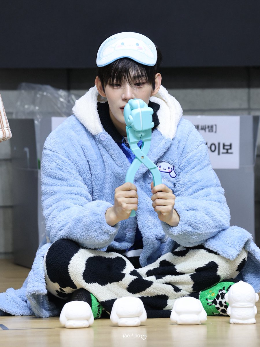 jaefpo_'s tweet image. 260130 메이크스타 대면 ☃️

#AHOF #아홉 #アホプ 
#STEVEN #스티븐 #スティーブン