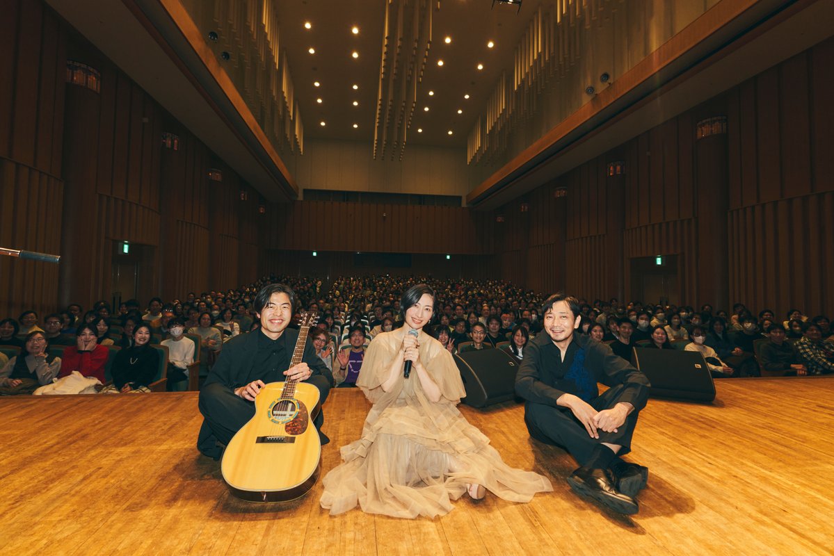 #坂本真綾 M30～Your Best～
プレミアムアコースティックライブ
ありがとうございました

♪30 minutes night flight（第5位）
♪ユニバース（第4位）
♪走る（第3位）
♪gravity（第2位）
♪Tシャツ（第1位）
♪菫（サプライズ演奏）

をお届けしました
4月に有明でお会いしましょう

from staff