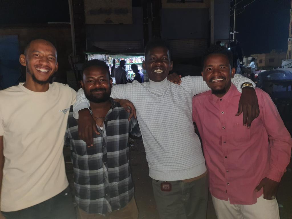 شهر مليان بالتناقضات