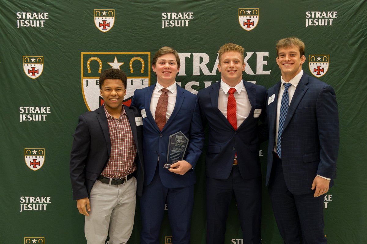Strake Jesuit tweet media