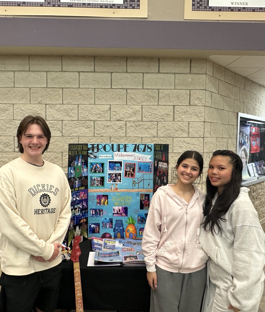 RPHS_Panthers10's tweet photo. @FortBendISD @RGAPMobileLive @RPHS_CCR @RPHSCounselors @RP_AVID @RPHS_Science @RPHSBiology @ClemKassi @RPHS_MCJROTC @Rphs_World @ElmanSenorita22 @RPHS_ASL @RPHS_PEHealth @RPHSBaseball @RPHS_BoysSoccer #RPHSEvent🧭: What makes this event #Fire🔥? Opportunities to talk/share/start relationships w/kids and parents!#PanthersAreEverywhere!#CourseSelectionNight26 and #OpenHouse26… #TheBest2In1 @FortBendISD @RGAPMobileLive @RPHS_Science https://t.co/gtYw4Ly5hv