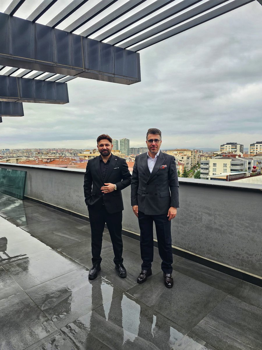 Akıllı İnsan Kaynakları Danışmanlık şirketinin kurucusu Mustafa Kemerli'ye nazik ziyareti için teşekkür ediyorum.

#insankaynakları #bursa #akıllıinsankaynakları #BilenPatent #univation