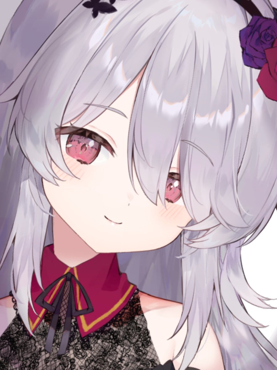 人間たちは片目隠しからチラッと見える瞳が好き、私は知っています