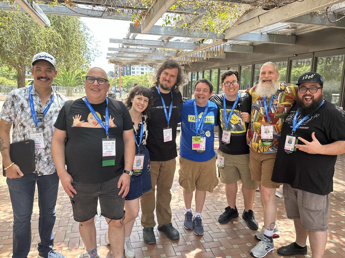 2000inch's tweet image. To celebrate their 200th episode, Weird Al-goritm have released their panel from 2025’s San Diego Comic-Con

Matt and Matthew are joined by Dave and Ethan, UHJeff Nucera, Kelly Phillips, and Eric Appel to rank “Dare to Be Stupid”

Listen at tinyurl.com/DTBS-SDCC

#WeirdAl #SDCC