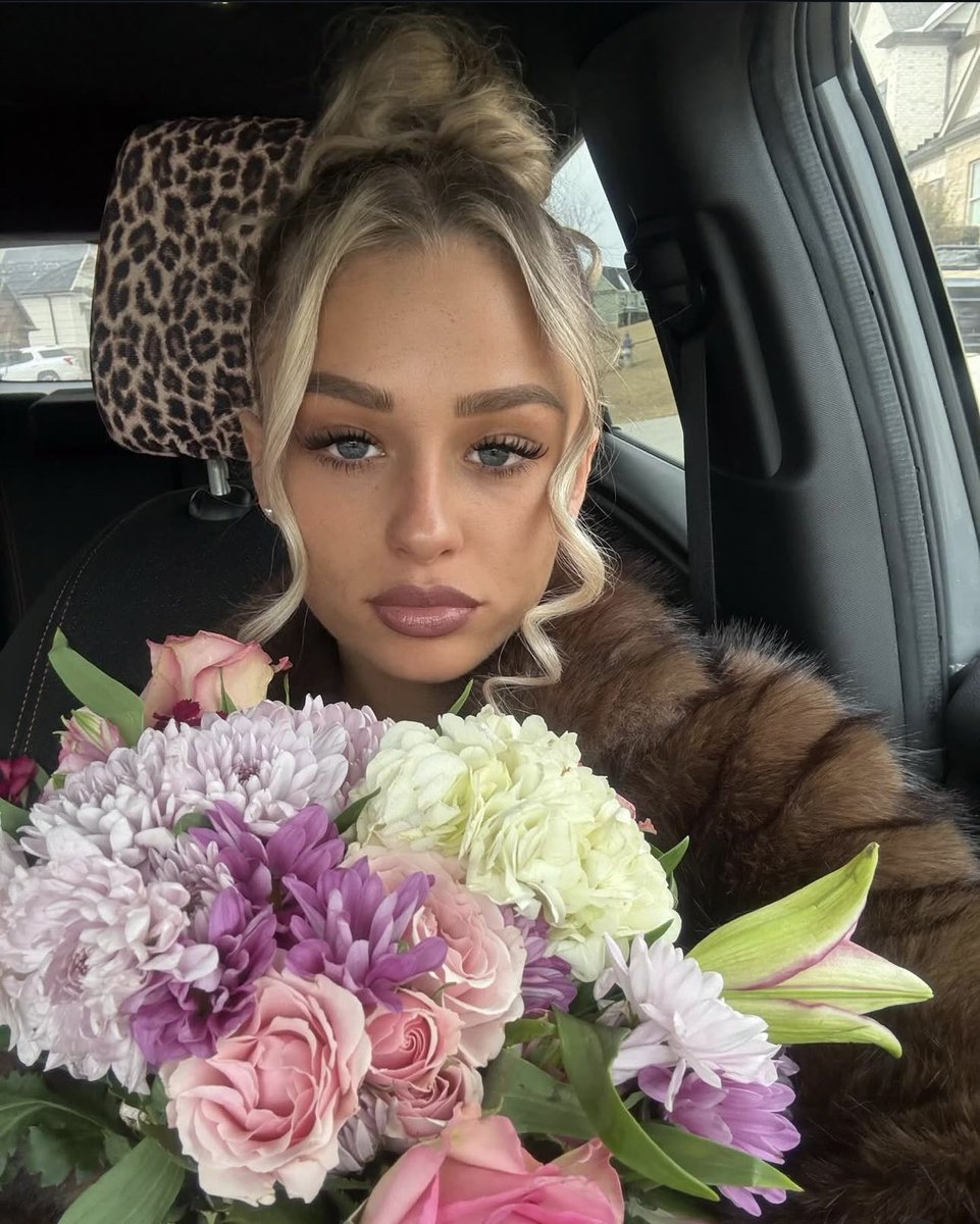 Ava Morriss tweet media