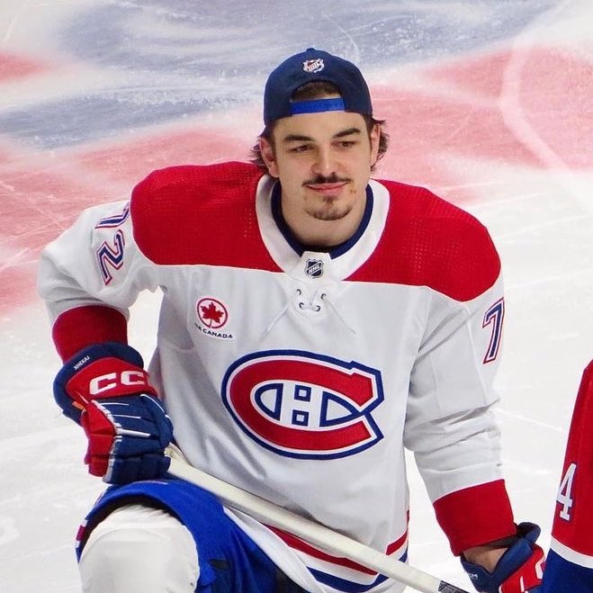 wck4d_mov's tweet image. happy birthday king🤍