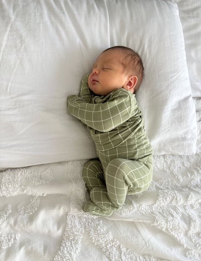 chakidbest29's tweet image. If you retweet this, something great will definitely happen in 7 days 🍀