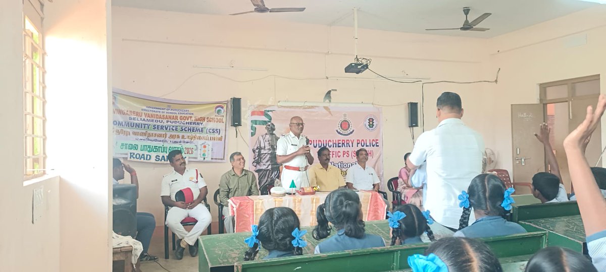 PondyTraffic's tweet photo. As part of National Road Safety Month 2026, a helmet awareness rally was organised by the Rotary Club of Puducherry at Marapalam Jn. Also an awareness class was  conducted Kavingar Vannidasan Govt High School, Sellaimedu, Bahour by Traffic PS South. https://t.co/nzVJuij6Pc
