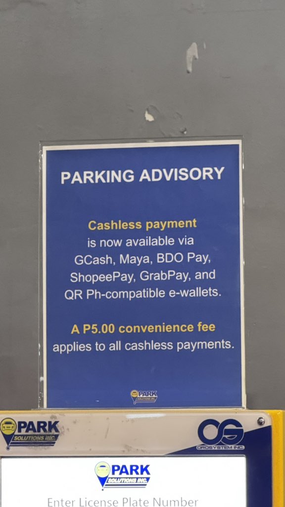 late night ikea run, tas may beef ako sa parking huhu go cash less may convenience fee 😭