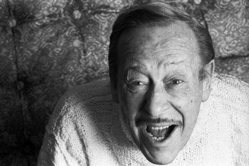 Ayer, el Polaco Goyeneche hubiera cumplido años. 
En Revista Panamá, <a href="/MarianaFoss/">Mariana Fossati</a> así lo recuerda.

El texto incluye el bonus track de una playlist en Spotify con audios olvidados y un paseo cronológico por la obra del gran cantor argentino. 

🔗
panamarevista.com/instrucciones-…