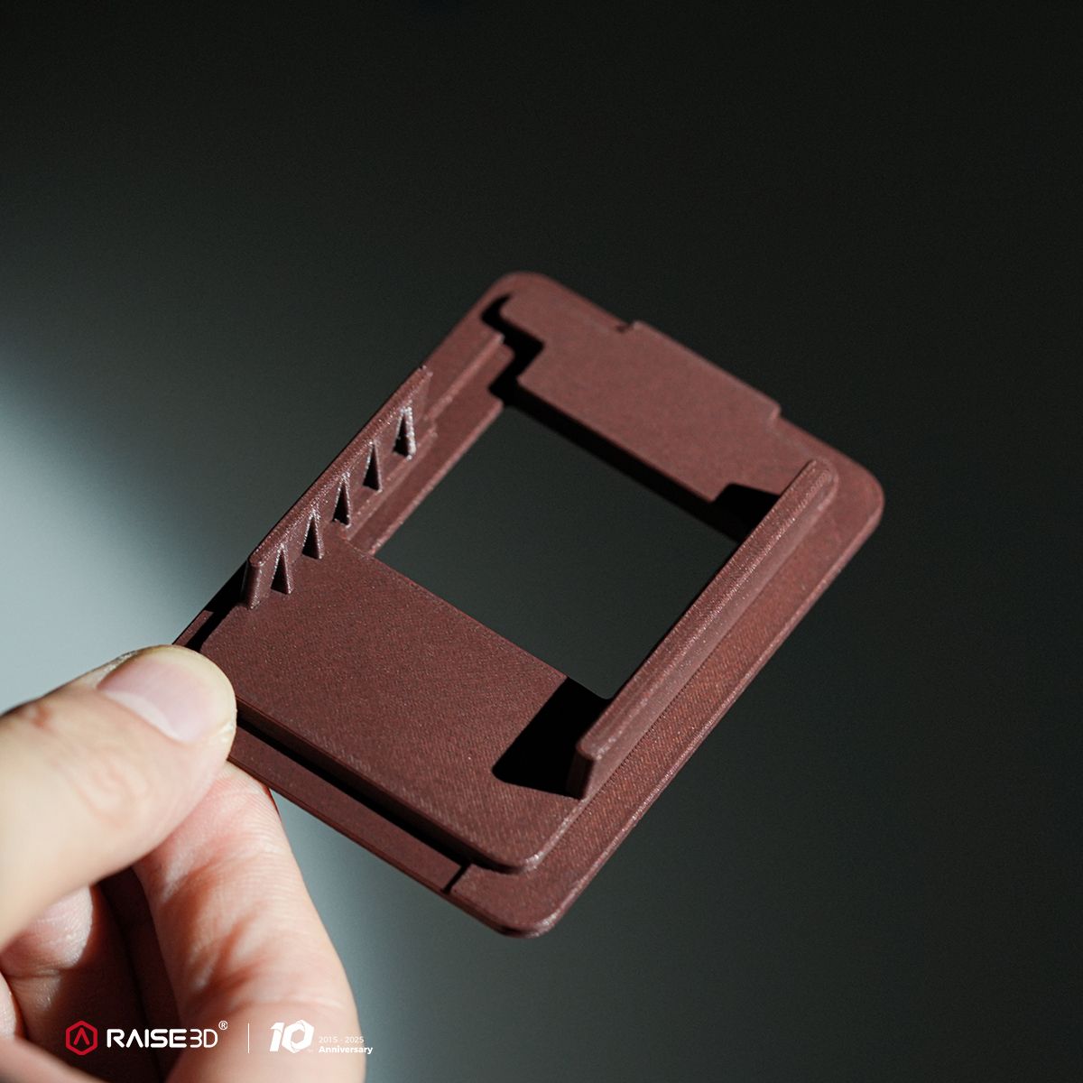 CREATE_EDU_PROJ's tweet image. Get a smooth, professional finish with #ProIroning on the @Raise3D E3! Print Hyper Speed PLA Pro or Industrial PETG in #ideaMaker for an #injectionmolding-like top layer (Ra &amp;lt; 2 µm), straight off the build plate.

🔗 Learn more:  hubs.ly/Q03R-8w90