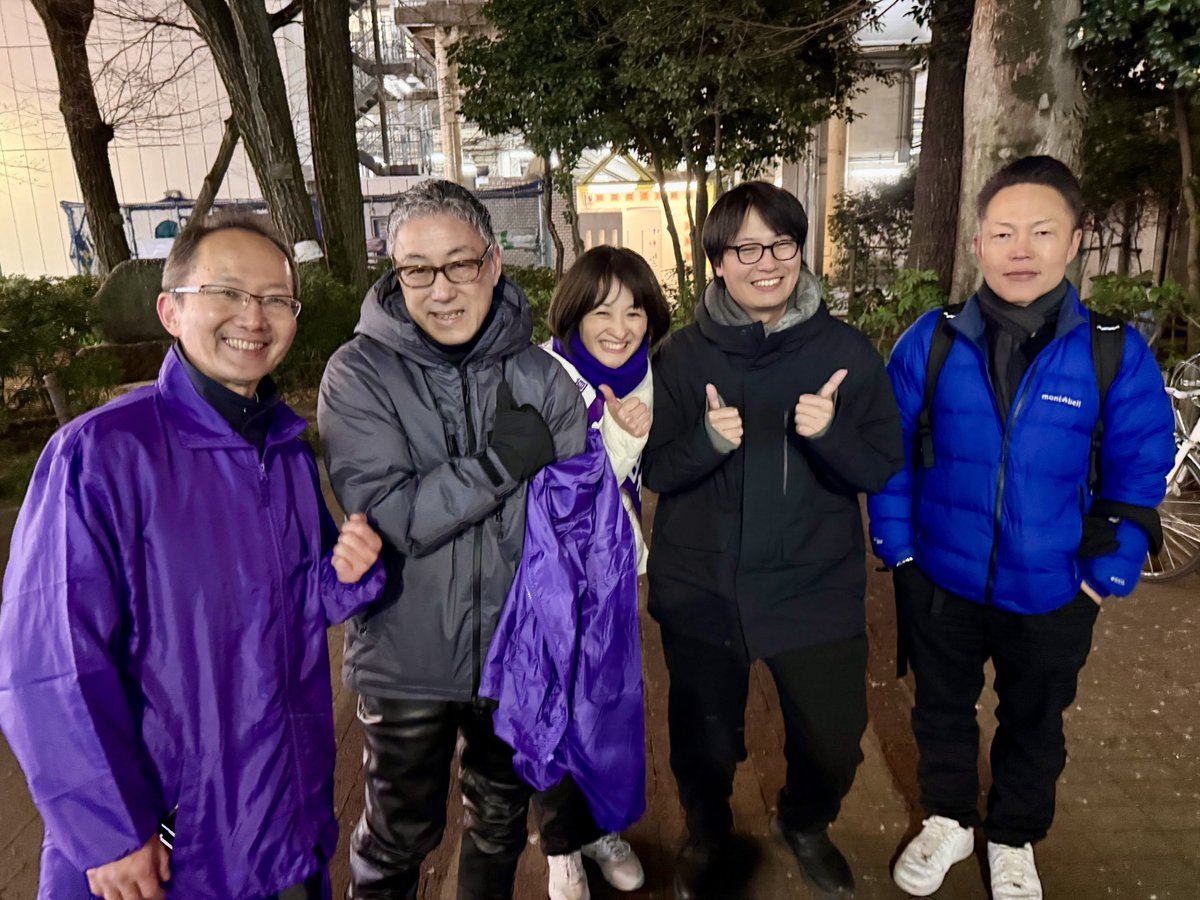 ayayoshida03's tweet photo. 寒空の中、心配した仲間が駆けつけてくれました😭‼️
#KoichiYama1206
#pacemakerm
#HAL_MIZ9
#lqgfw
#我らが西岡さーん! https://t.co/gqeWg5lFjW