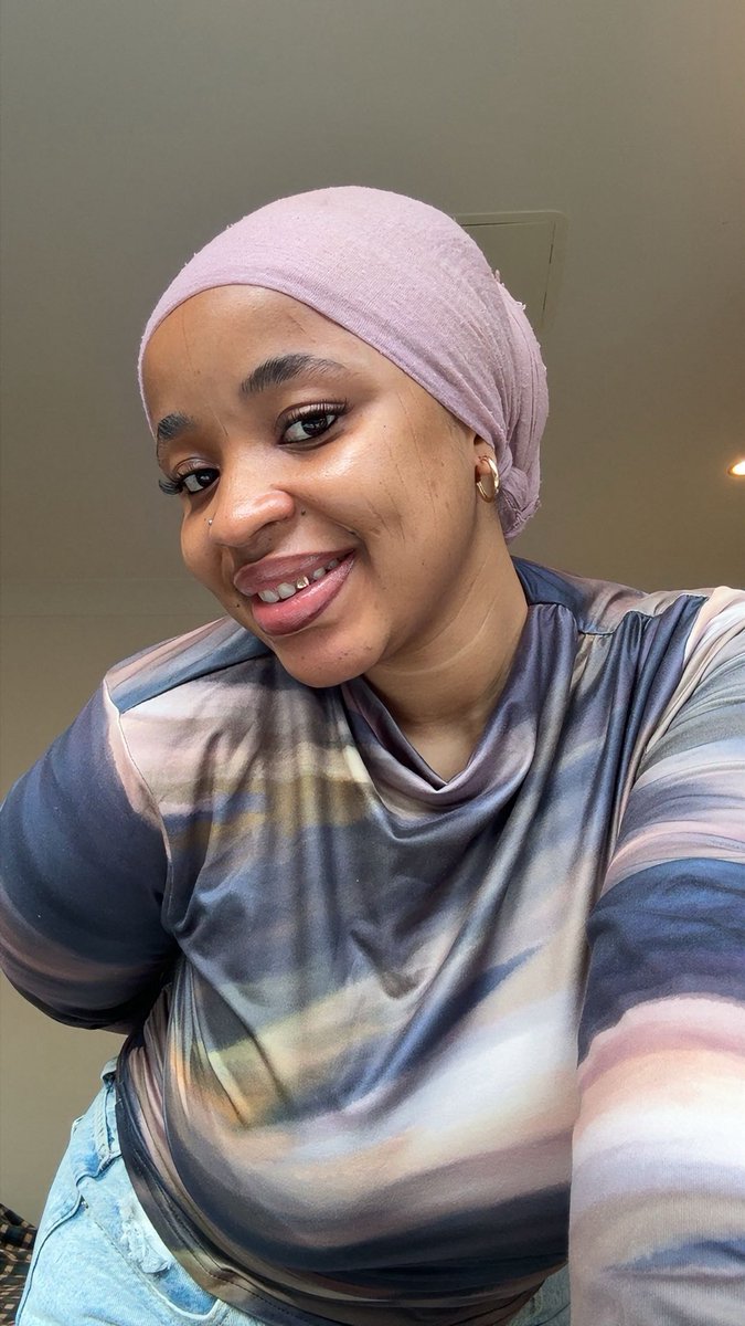 DalhatuFatimah's tweet image. ❤️🪐