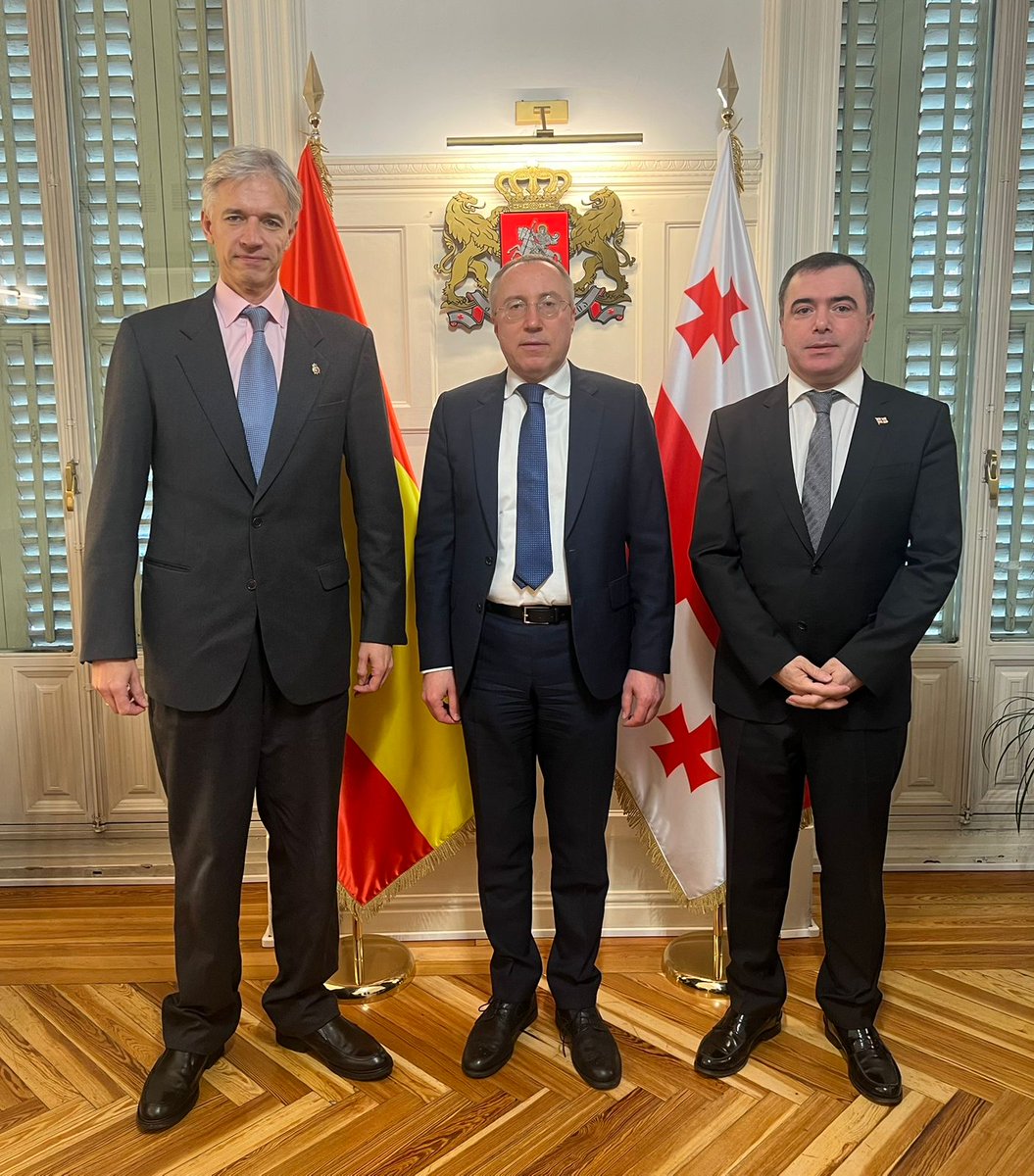 Diplomacia España tweet media