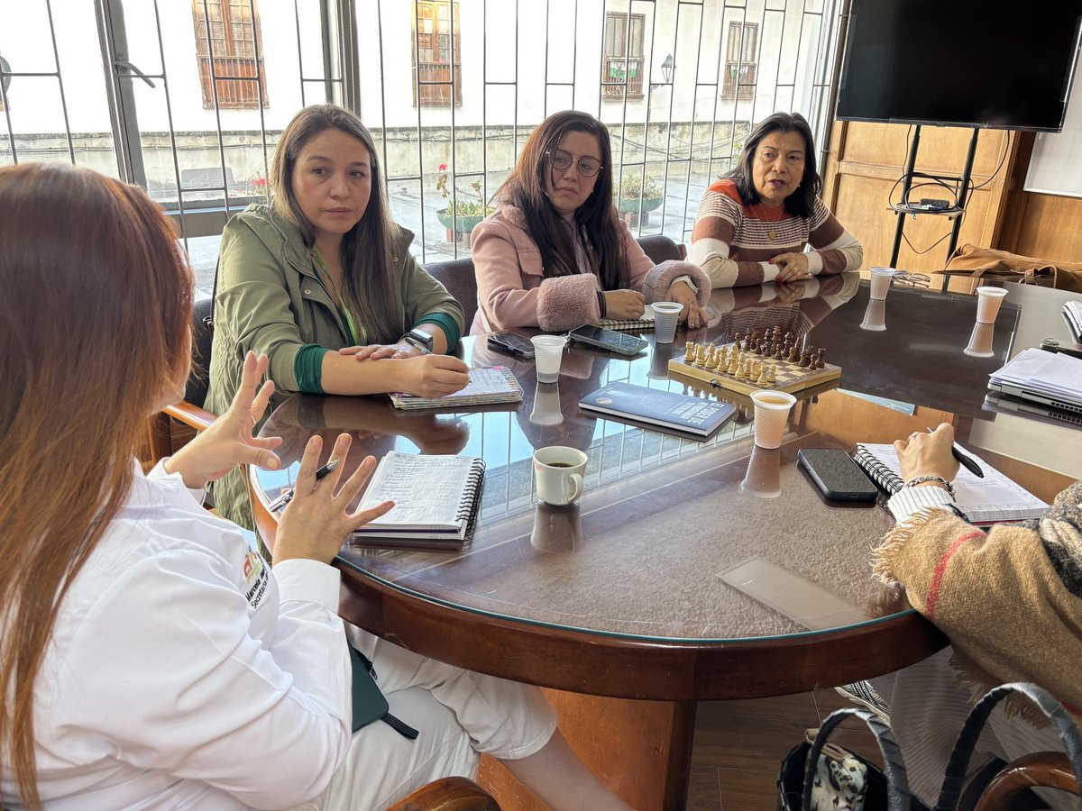 Seguimos trabajando por la educación inicial de nuestros niños y niñas del departamento.
Hoy con el ICBF y la Secretaría de Integración Social coordinamos las acciones que permitan implementar acciones exitosas y articuladas entre todos los actores.
#VivaLaEducación2026