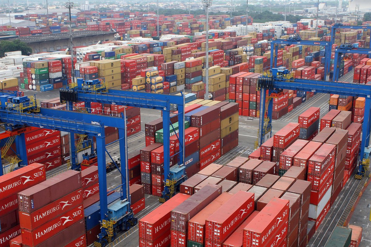 Exportadores de café encerram 2025 com prejuízo logístico de R$ 66,1 mi devido a esgotamento da infraestrutura portuária

cecafe.com.br/publicacoes/no….