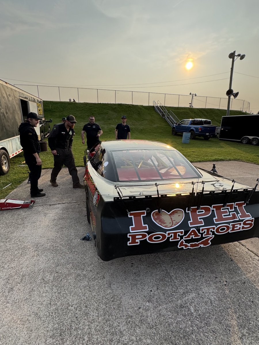 #FlashbackFriday to those warm summer nights #PEI #potatoes <a href="/PEIPotatoes/">PEI Potatoes</a> <a href="/PEIPotatoBoard/">PEI Potato Board</a>