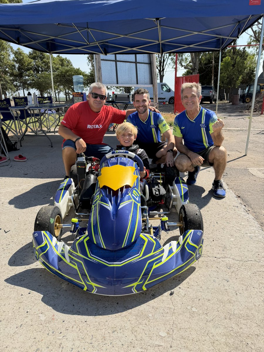 Baradero.
Comenzó la pretemporada de Mateo Fontana junto a su nuevo equipo.

Agradecemos a Pablo y Sergio Trillo por abrirnos las puertas de Trillo Racing.
Con mucha ilusión, vamos por una gran temporada 2026 💙🏁
